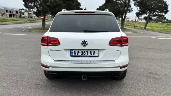 Volkswagen Touareg ქირავდება საქართველოში