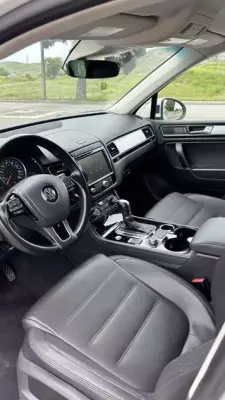 Volkswagen Touareg ქირავდება საქართველოში