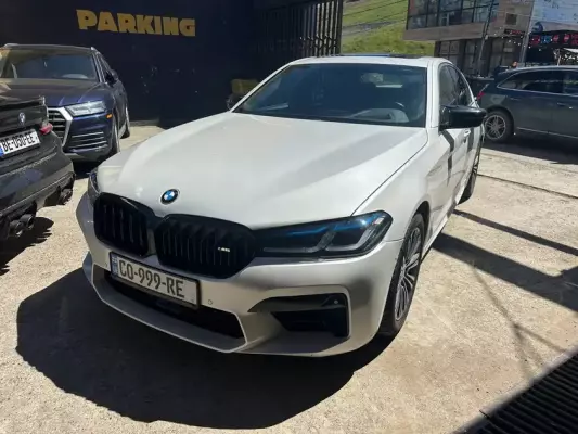 BMW 540i ქირავდება საქართველოში