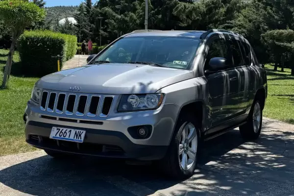 Jeep Compass ქირავდება საქართველო -ში