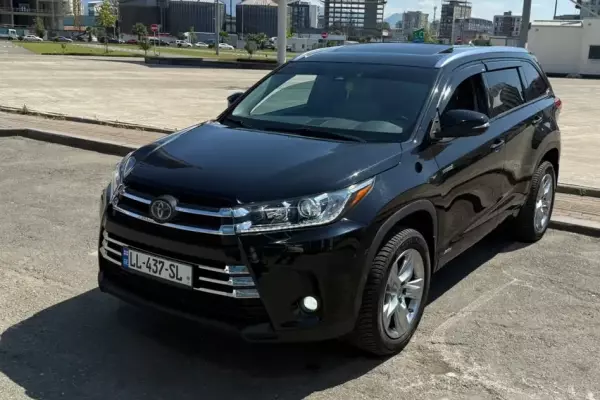 Toyota Highlander ქირავდება საქართველოში