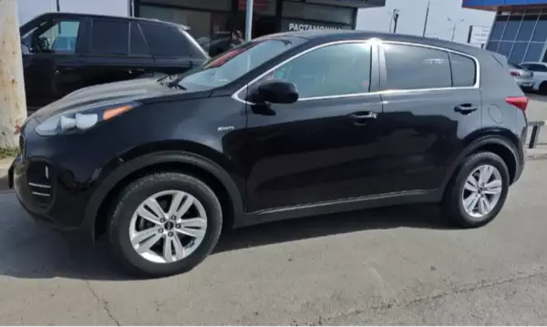 KIA Sportage ქირავდება სენაკში
