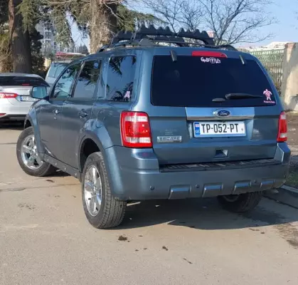 Ford Escape ქირავდება თელავში