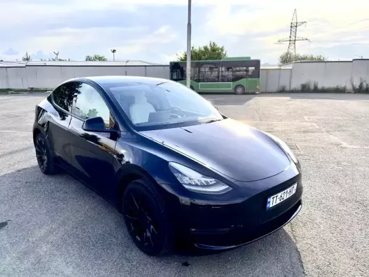 Tesla Model Y ქირავდება საქართველო -ში