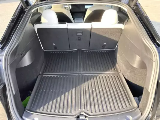 Tesla Model Y ქირავდება საქართველოში