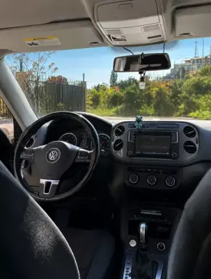 Volkswagen Tiguan ქირავდება საქართველოში