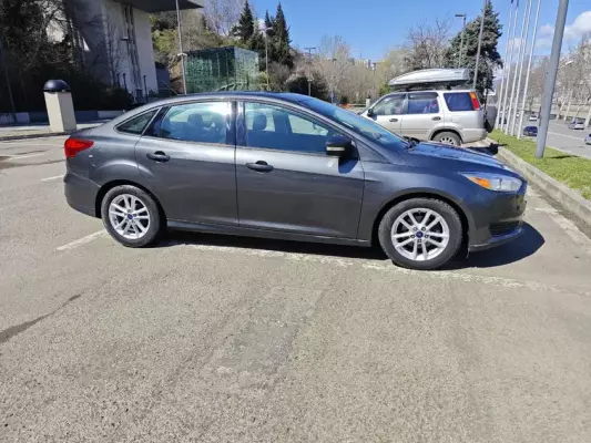 Ford Focus ქირავდება ფოთში