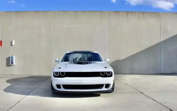 Dodge Challenger ქირავდება ქობულეთში