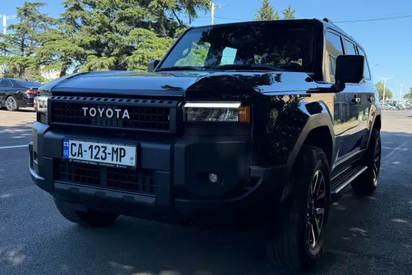 Toyota Land Cruiser 250 ქირავდება საქართველო -ში