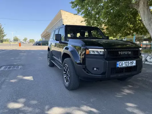 Toyota Land Cruiser 250 ქირავდება საქართველოში