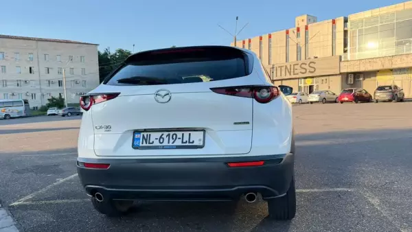 Mazda CX-30 ქირავდება საქართველოში