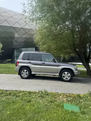 Mitsubishi Pajero ქირავდება საქართველოში