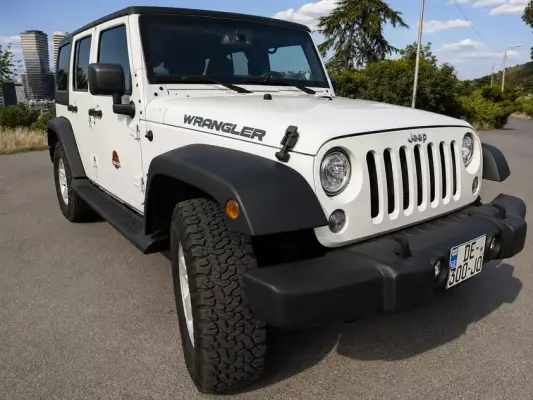 Jeep Wrangler ქირავდება საქართველოში
