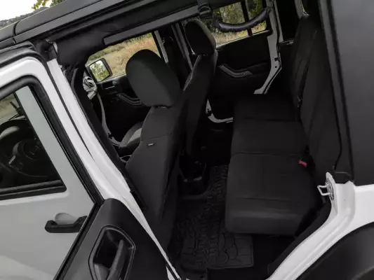 Jeep Wrangler ქირავდება საქართველოში