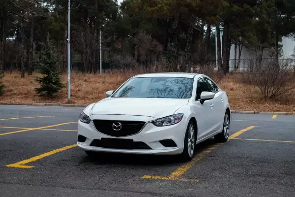 Mazda 6 ქირავდება საქართველოში