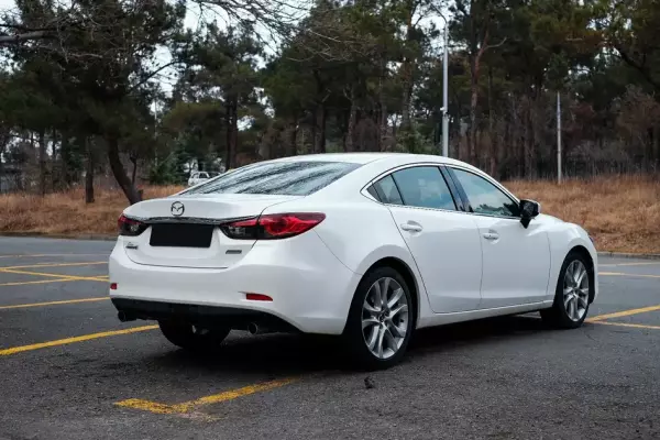 Mazda 6 ქირავდება საქართველოში