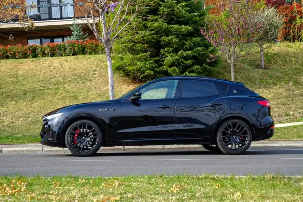 Maserati Levante S для аренды в Батуми