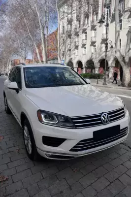 Volkswagen Touareg ქირავდება საქართველო -ში