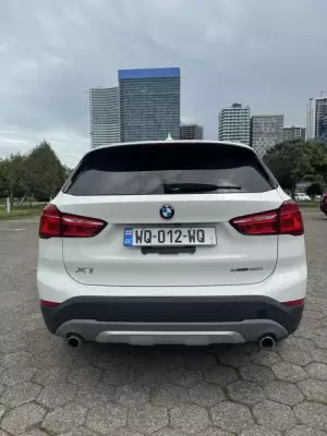 BMW X1 ქირავდება საქართველოში