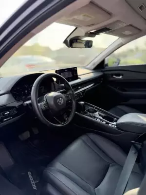 Honda Accord ქირავდება ჩაქვში
