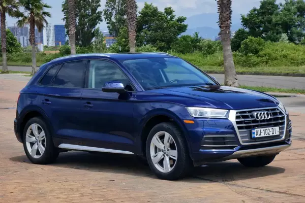 Audi Q5 ქირავდება ბათუმი -ში