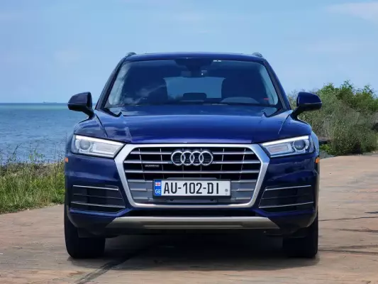 Audi Q5 для аренды в Батуми