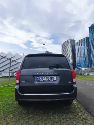 Dodge Grand Caravan для аренды в Чакви