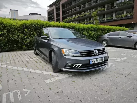Volkswagen Jetta ქირავდება საქართველოში