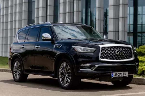 Infiniti QX80 ქირავდება საქართველო -ში