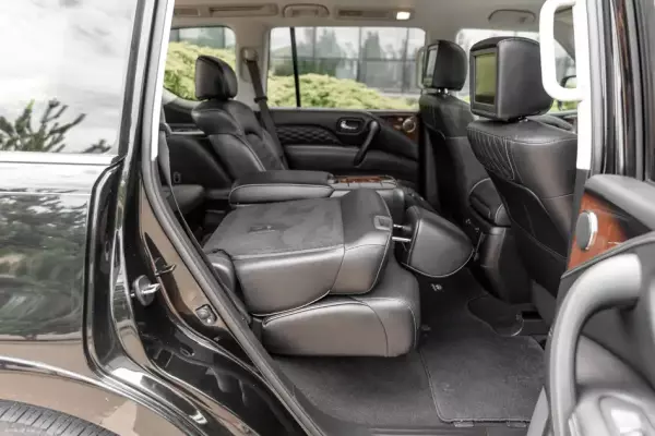 Infiniti QX80 ქირავდება საქართველოში