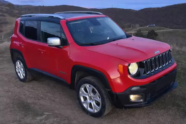 Jeep Renegade ქირავდება საქართველოში