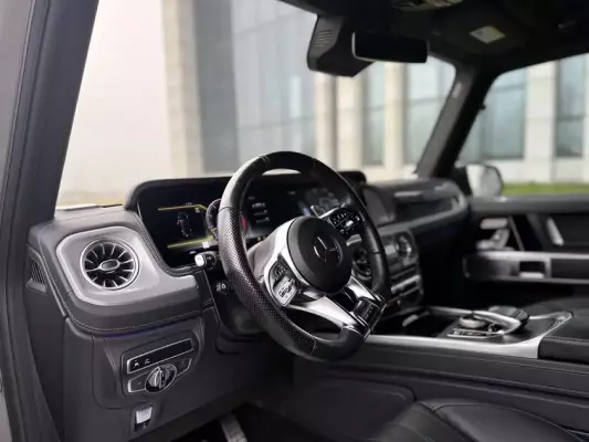 Mercedes G63 AMG ქირავდება საქართველოში