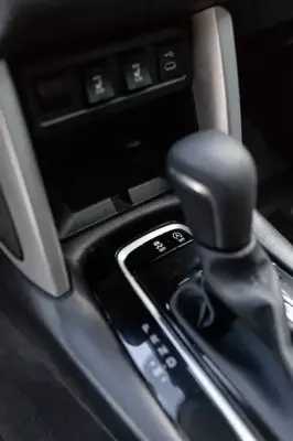 Toyota Corolla Cross ქირავდება საქართველოში