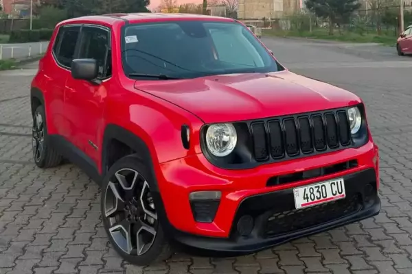 Jeep Renegade ქირავდება საქართველოში
