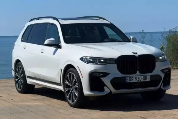 BMW X7 ქირავდება ბათუმი -ში