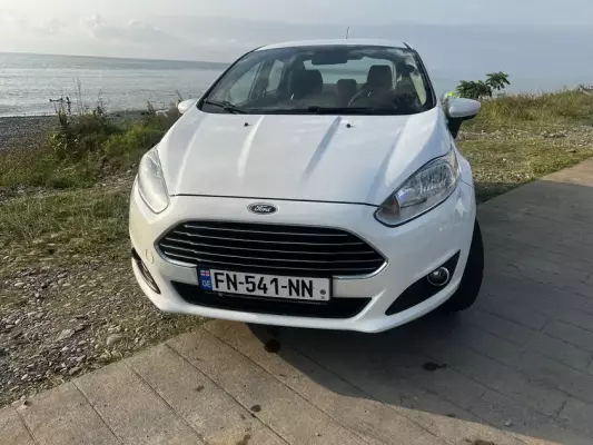 Ford Fiesta ქირავდება შეკვეთილში