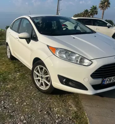 Ford Fiesta ქირავდება შეკვეთილში