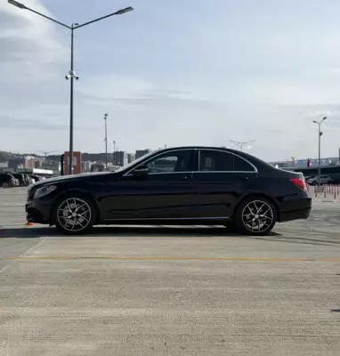 Mercedes C300 для аренды в Мцхете