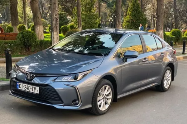 Toyota Corolla ქირავდება საქართველოში