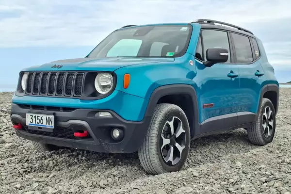 Jeep Renegade ქირავდება საქართველოში