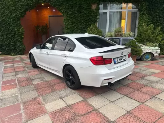 BMW 328i ქირავდება საქართველოში