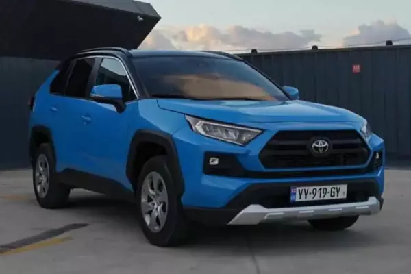 Toyota RAV4 ქირავდება საქართველოში