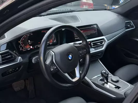 BMW 330i ქირავდება ბორჯომში