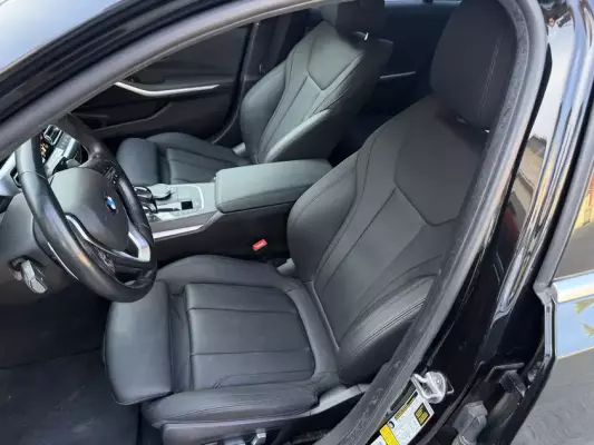 BMW 330i ქირავდება ბორჯომში