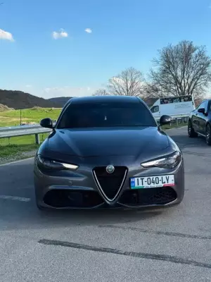 Alfa Romeo Giulia ქირავდება საქართველო -ში