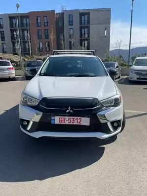 Mitsubishi Outlander Sport