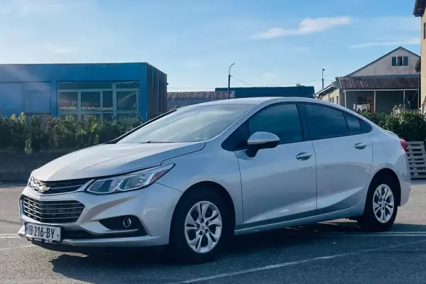 Chevrolet Cruze ქირავდება გუდაური -ში