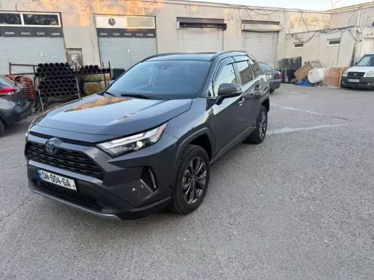 Toyota RAV4 ქირავდება საქართველოში