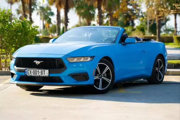 Ford Mustang ქირავდება საქართველოში