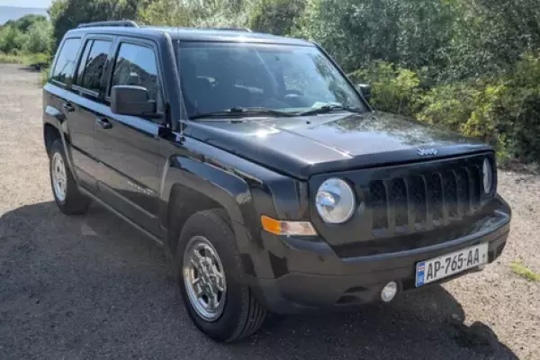 Jeep Patriot ქირავდება საქართველოში